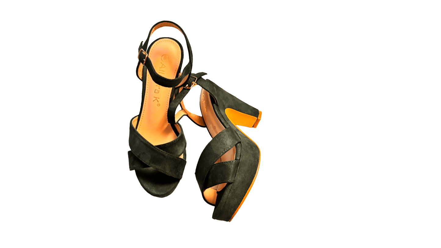 Allegra K. Green, Suede High-Heels (size 6)