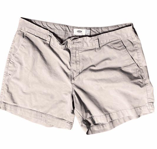 Old Navy Chinos (size 6 petite) - The Petite Suite
